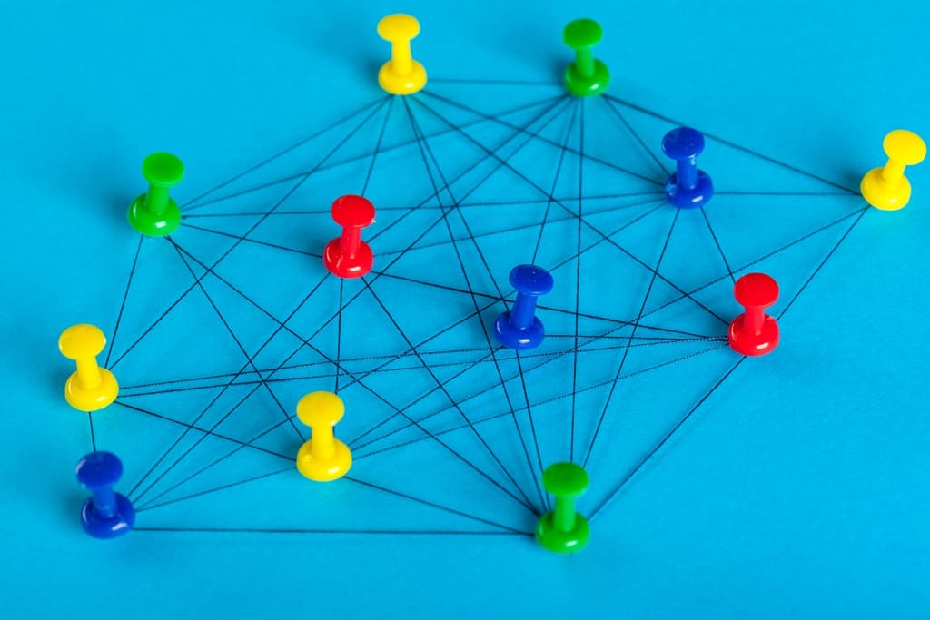 The Power of Joining Online Real Estate Forums and Groups: Networking