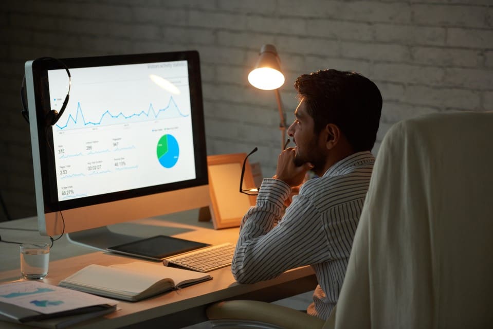 How to Track Your Local Real Estate Market Trends: Analyze the Data