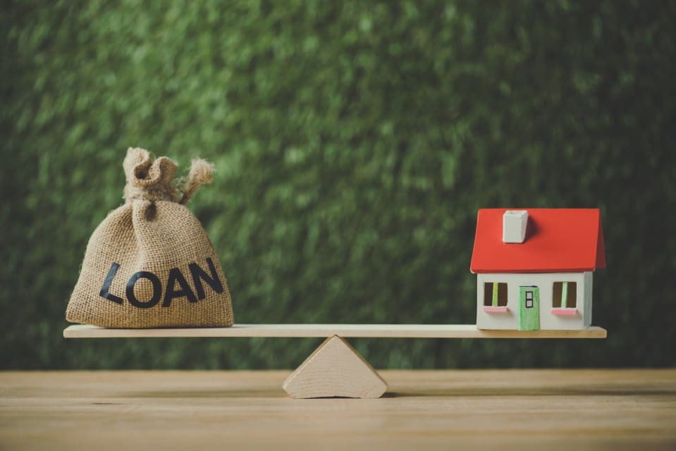 How to Guide Your Buyers Through the Loan Process: Offer Solutions