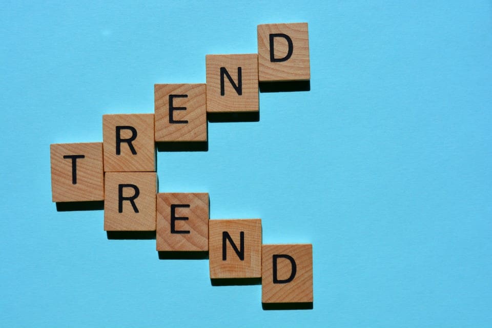 Maximizing ROI: A Guide for Real Estate Agents and Their Clients: Market Trends