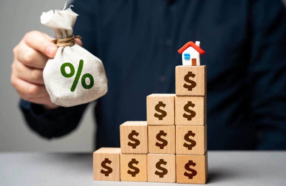 How to Help Your Clients Find the Best Mortgage: Monitor Rates and Trends