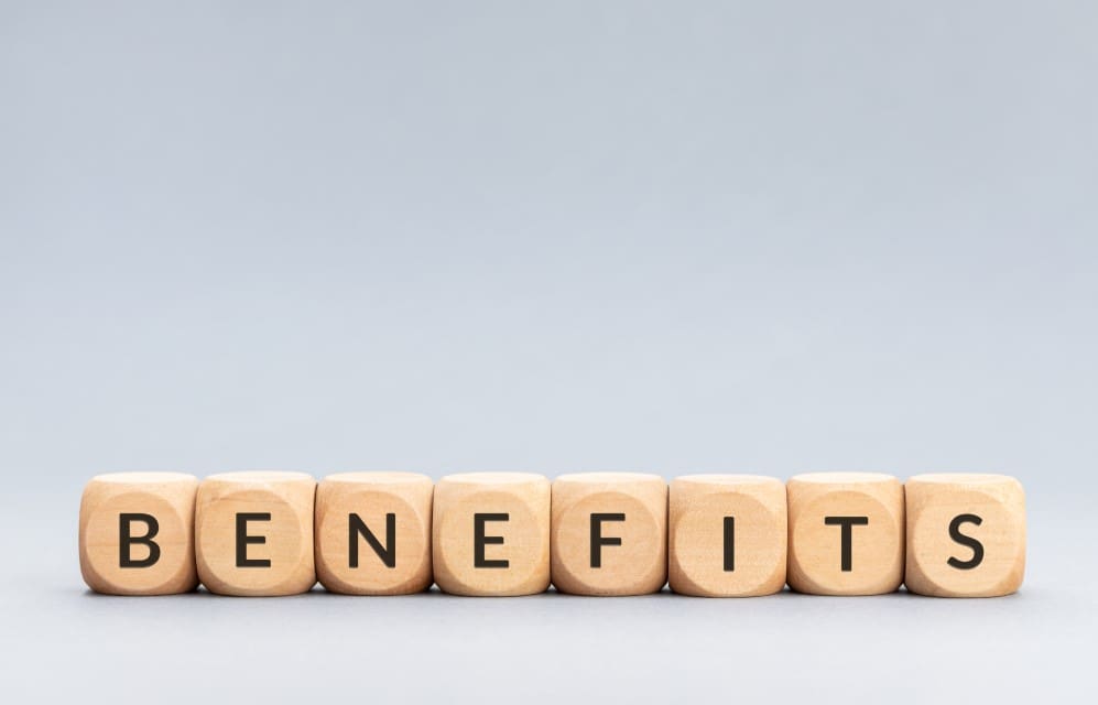 Creating Irresistible Listings: Words and Photos That Sell: Focus on Benefits