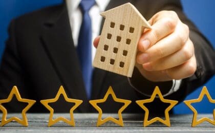 Managing Online Reviews: Expert Tips for Real Estate Agents