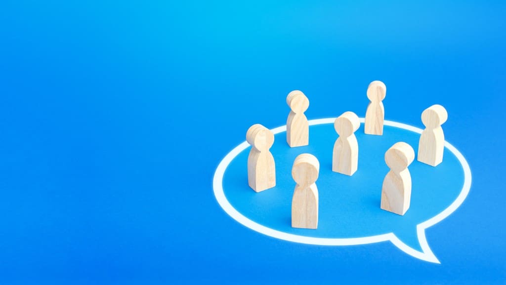 How to Build Long-Term Relationships With Real Estate Clients: Communication