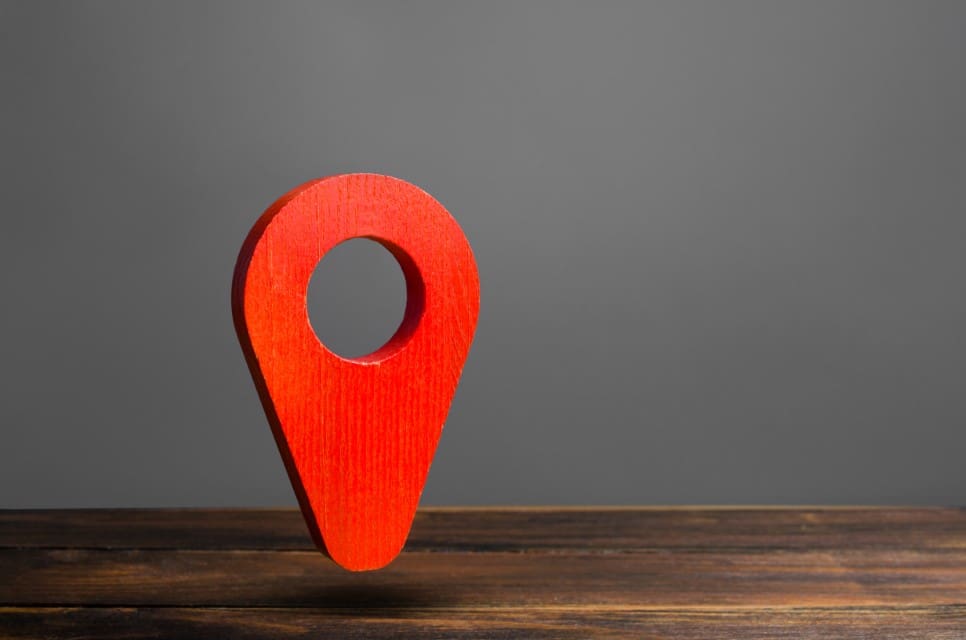 Establishing a Local Expert Reputation: A Guide for Real Estate Agents: Local Market