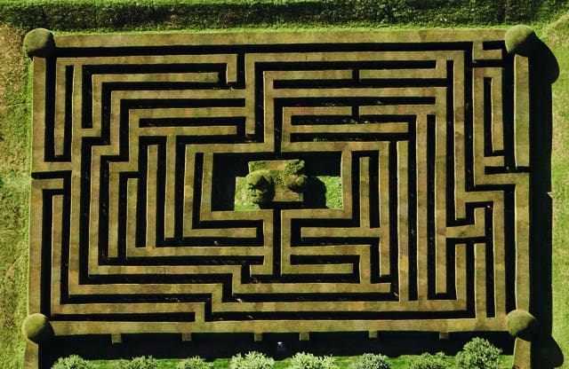 How to Navigate Real Estate Cycles: Booms and Busts Explained: Navigation