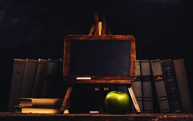 Continuing Education for Real Estate Agents:  How to Boost  Your Business