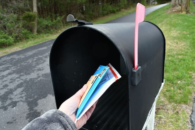 6 Proven Ways to Get New Listing Leads: A Guide for Real Estate Agents: Direct Mailing