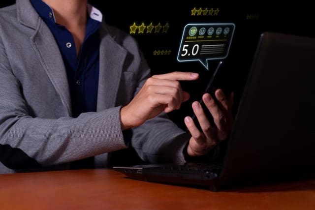 From First-Timers to Repeat Buyers: Tailoring Support for Every Client: Creating Personalized Experiences