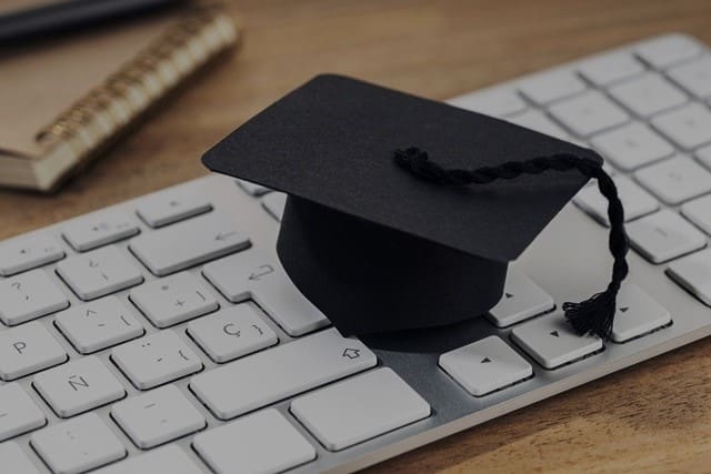 How to Stay Ahead in a Shifting Real Estate Market: Continuous Learning