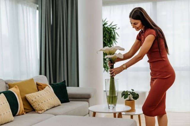 - Real-Estate-Leads How to Host Virtual Real Estate Tours to Boost Sales: Prepare the Property