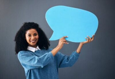 9 Ways to Keep Clients Informed During the Selling Process