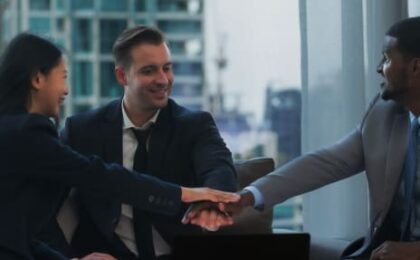 The Art of Negotiation: How to Close Deals with Confidence and Skill