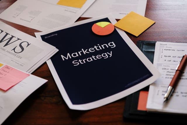 Expert Advice to Give Sellers Before Listing Their Home: Marketing and Photography
