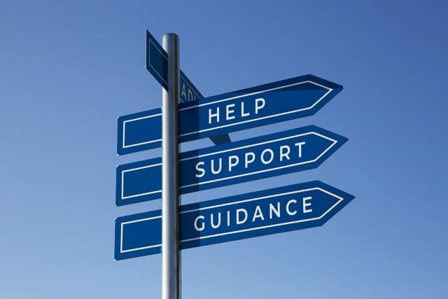 How to Choose the Right Brokerage for Your Real Estate Career