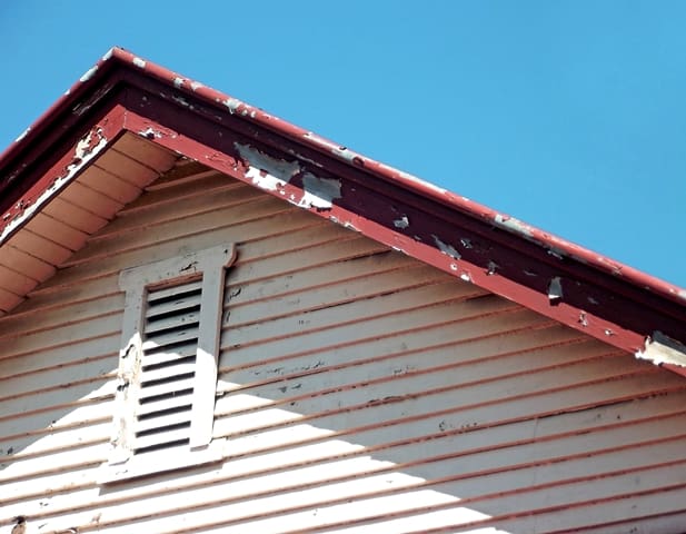 Red Flags Agents Need to Watch For When Listing a Home: Peeling Paint