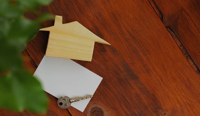 How to Design Real Estate Flyers That Grab Attention