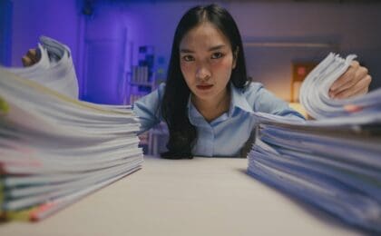 How to Keep Up With Paperwork in Real Estate