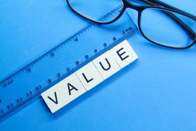 How to Follow Up With Past Clients Without Being Pushy: Provide Value
