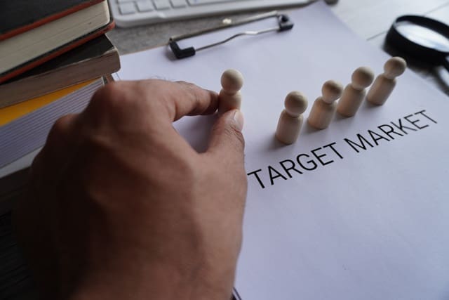 The Benefits of Niche Marketing for Real Estate Agents: Target Market