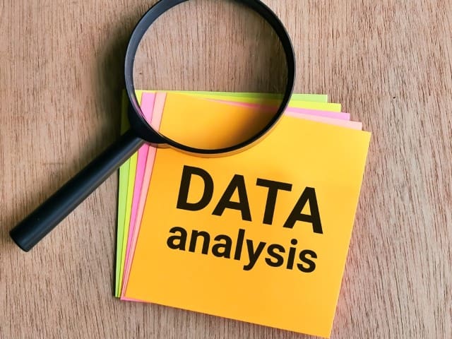 5 Expert Tips for Starting a Real Estate Newsletter:  Data Analysis