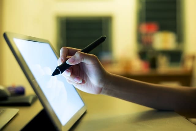 How to Manage Paperwork Efficiently as a Realtor: Technology