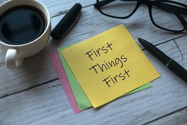 How to Build Your Perfect Real Estate Team: An Expert Guide for Brokers: Who to Hire First