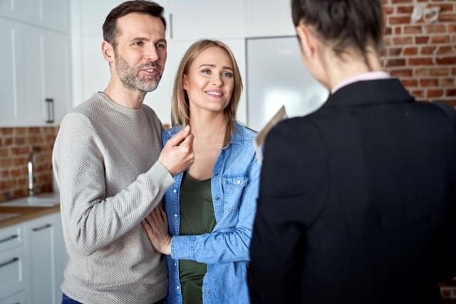 How to Analyze Local Real Estate Marketing Trends: Analyze Behavior