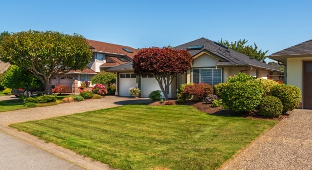How to Help Boost the Curb Appeal of Your Listings