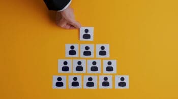 How to Turn Open House Visitors Into Buyers