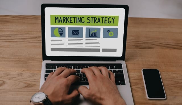 How to Become a Luxury Real Estate Specialist: Marketing Strategy