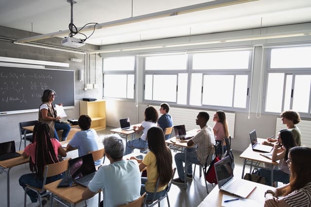 15 Lead Sources Successful Real Estate Agents Use:  Education