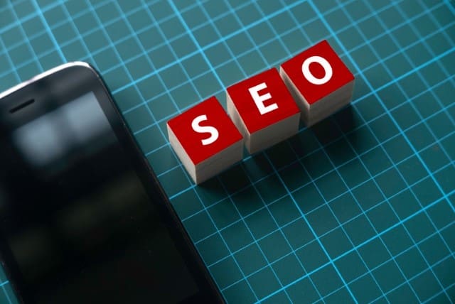 How to Use AI to Create Listing Descriptions: SEO