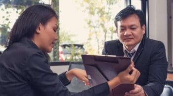 What to Include in a New Agent's Weekly Business Review