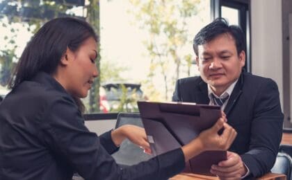 What to Include in a New Agent's Weekly Business Review