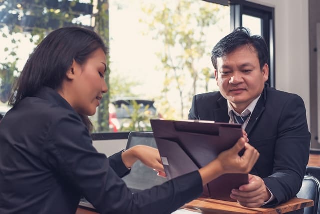 What to Include in a New Agent's Weekly Business Review